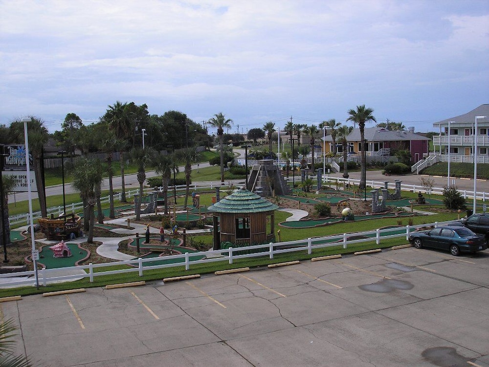 Inn at The Waterpark 7/64