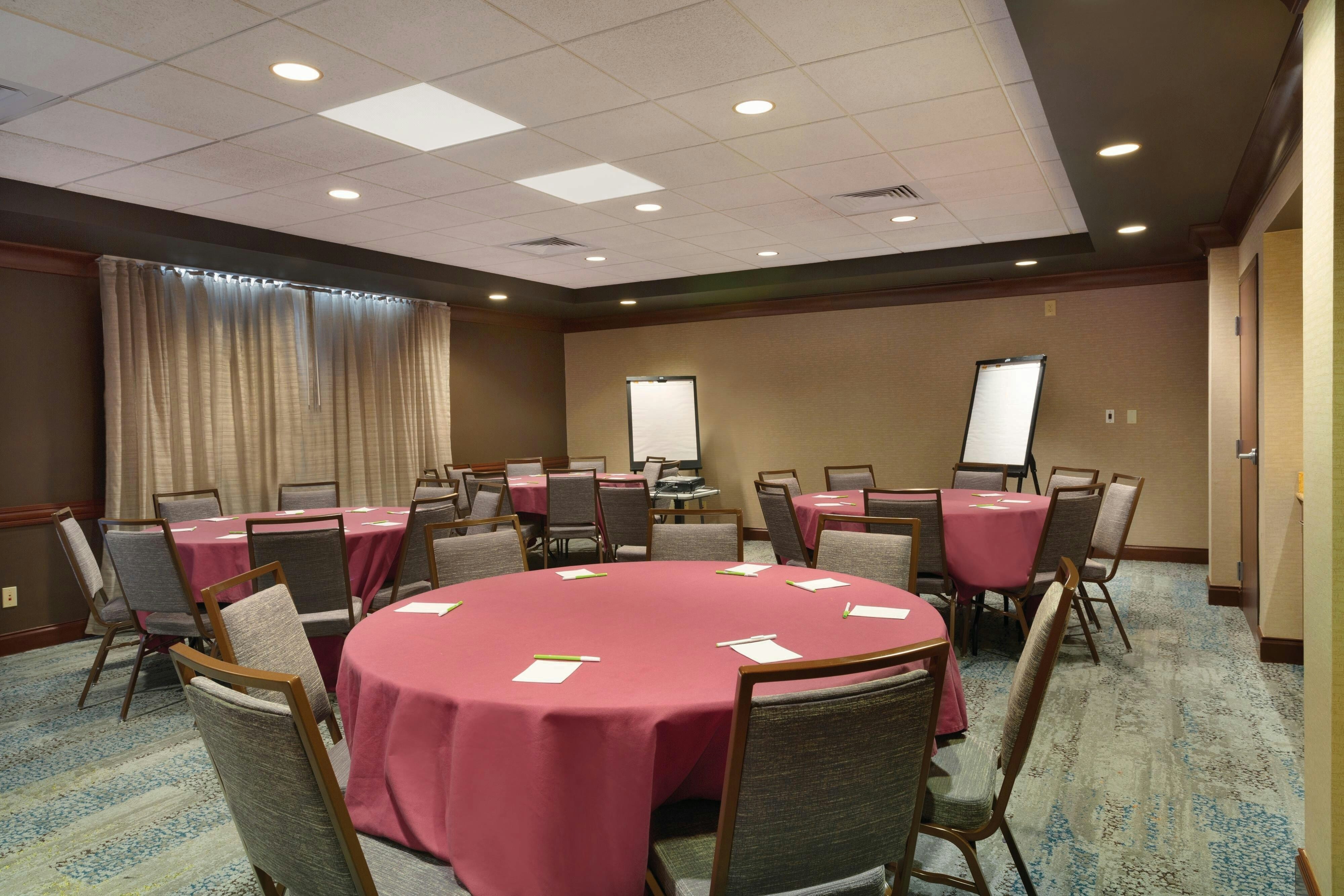 Courtyard Marriott Fort Smith Downtown 32/39