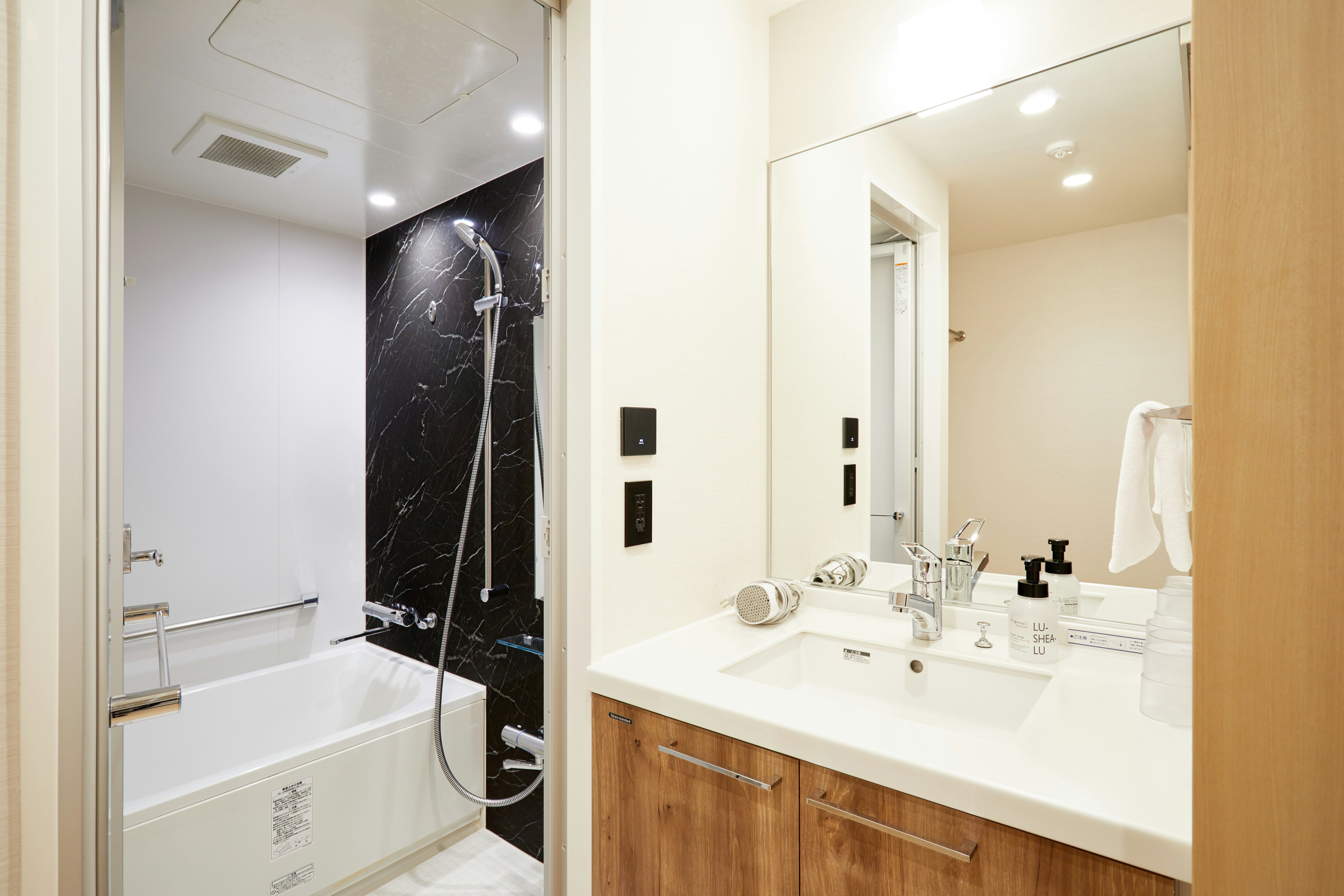 Far East Village Hotel Osaka Namba South 44/48