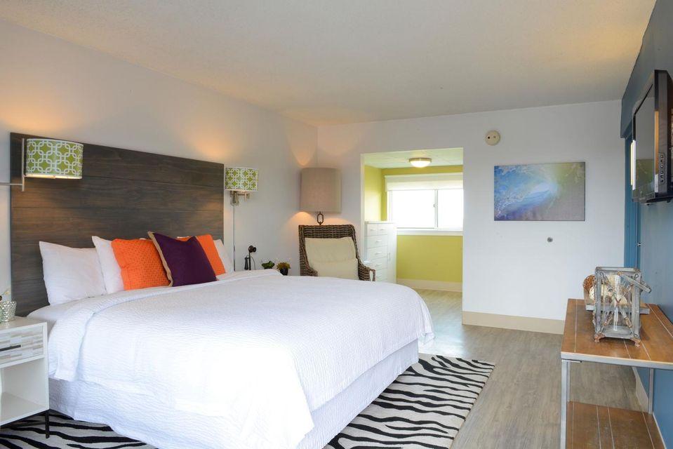 Beach House, Dewey, Suite, King Bed