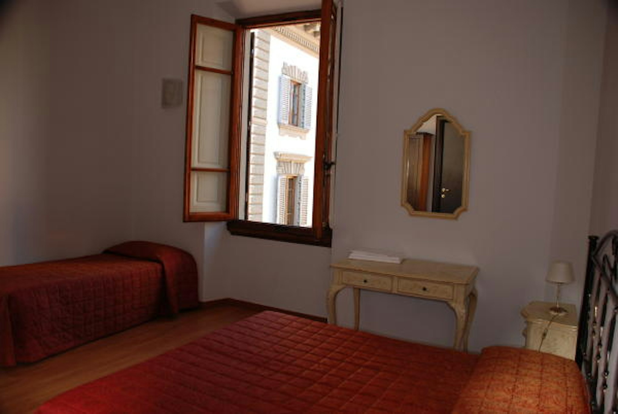 Medici Hotel 8/13