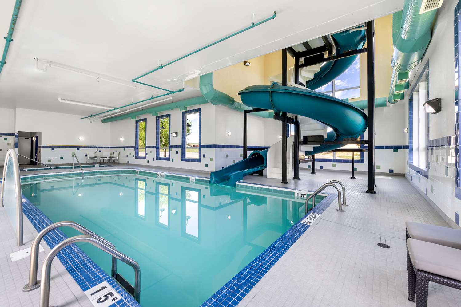 Surestay Plus Hotel By Best Western Drumheller 7/17