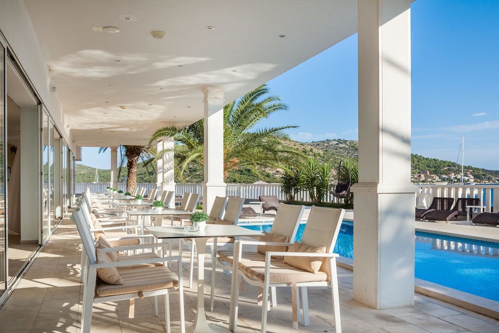 Hotel Perla 18/50