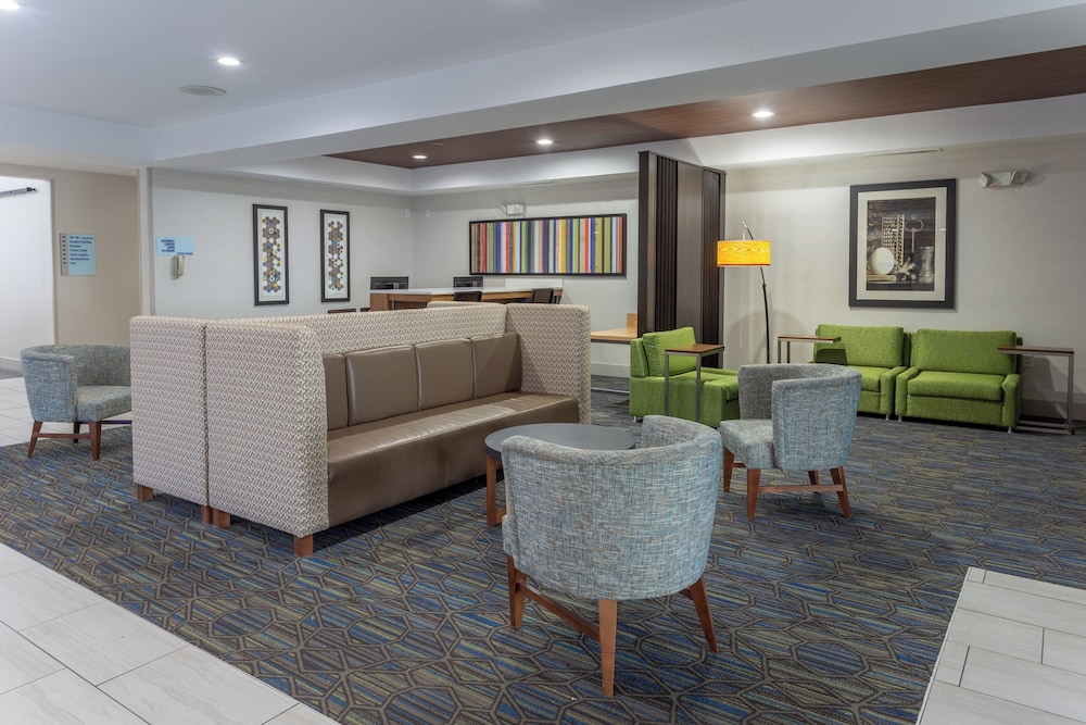 Holiday Inn Express Indianapolis Southeast 45/69