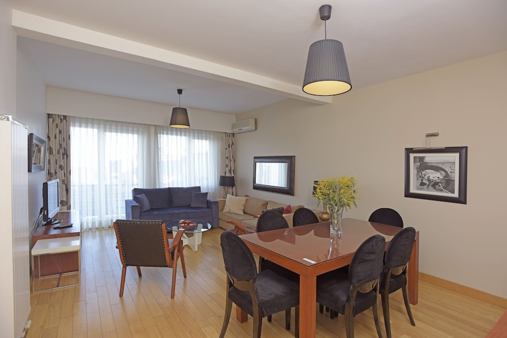 Cheya Gumussuyu Residence 40/55