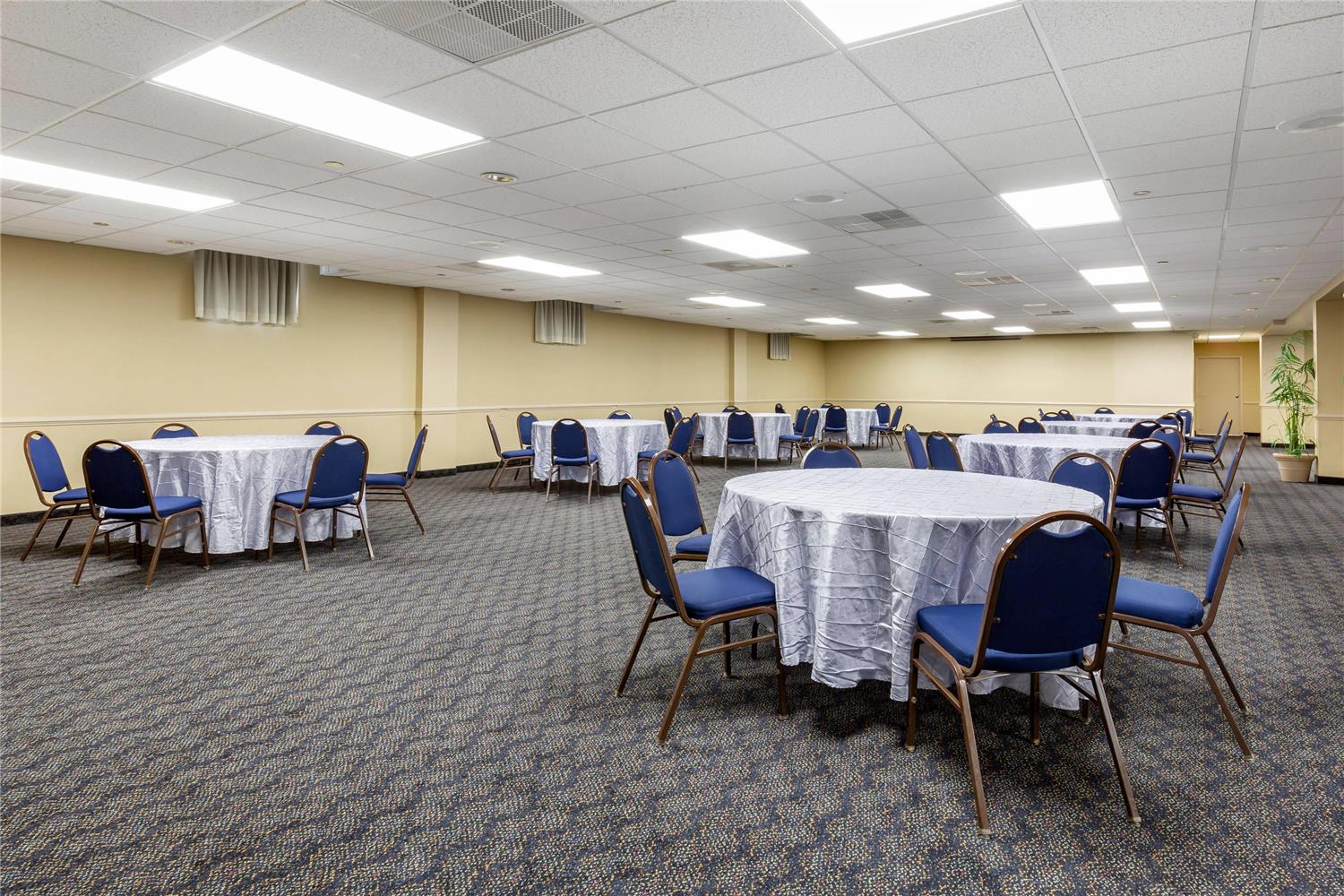 Comfort Inn Aikens Center 26/35