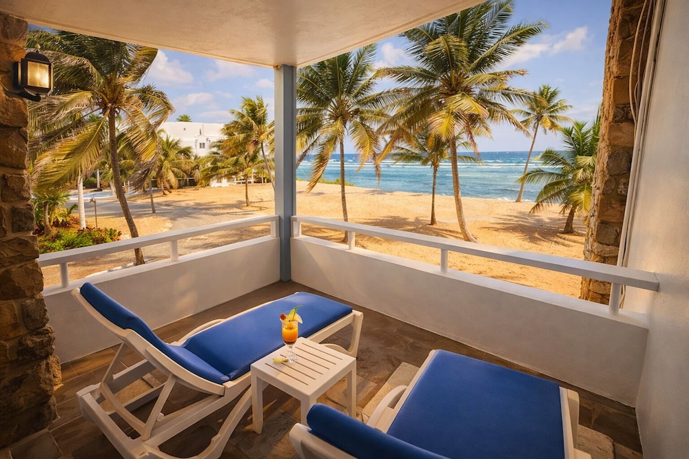 THE PALMS AT PELICAN COVE 35/66