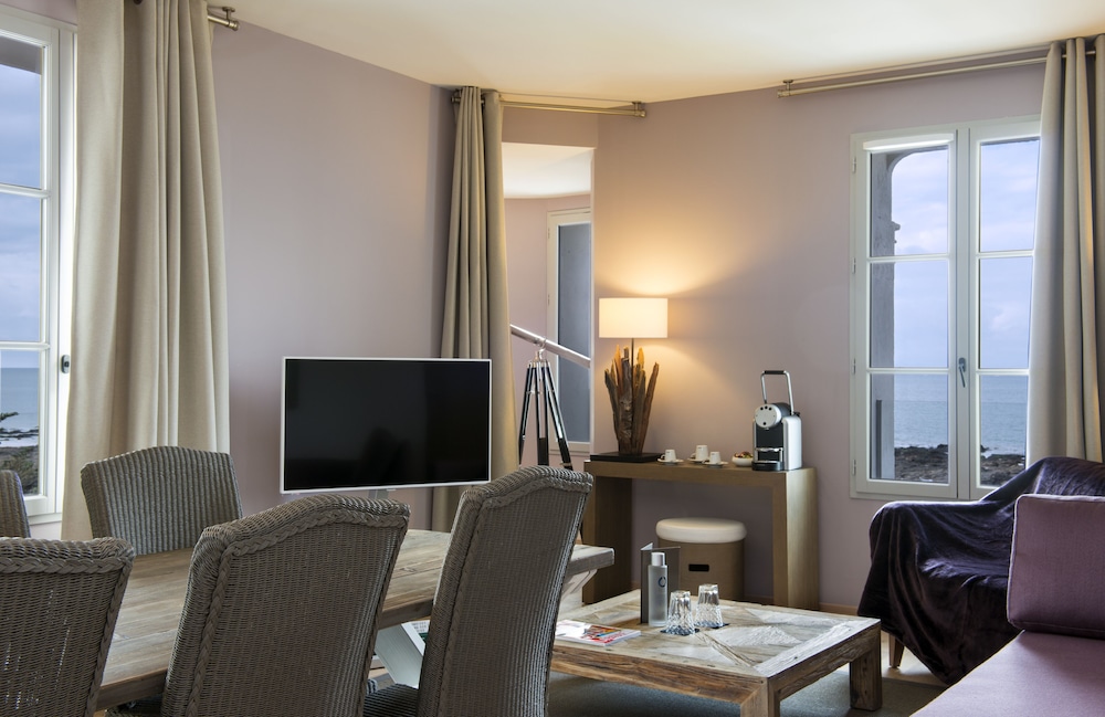 Relais Thalasso Baie De La Baule Chateau Des Tourelles 57/76