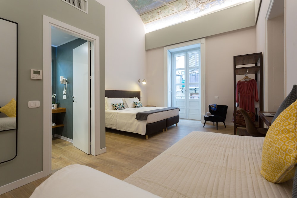 Bellaroto Suite 28/58