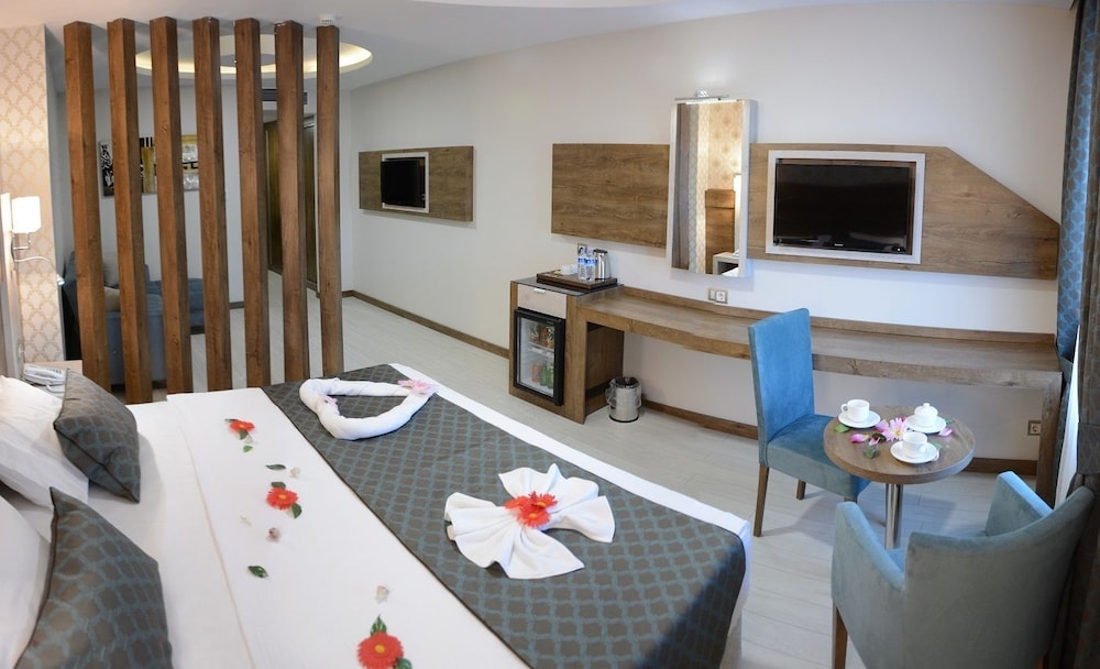 WHITE STAR HOTEL 49/49