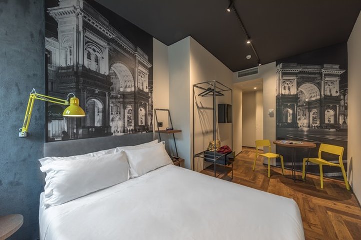 Hotel Roxy 9/49