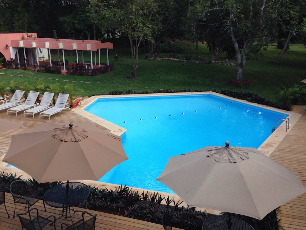 Chichen Itza Hotel 20/28
