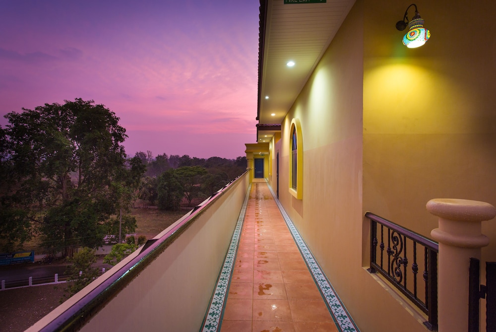 La Reina Maroc Hotel 41/49