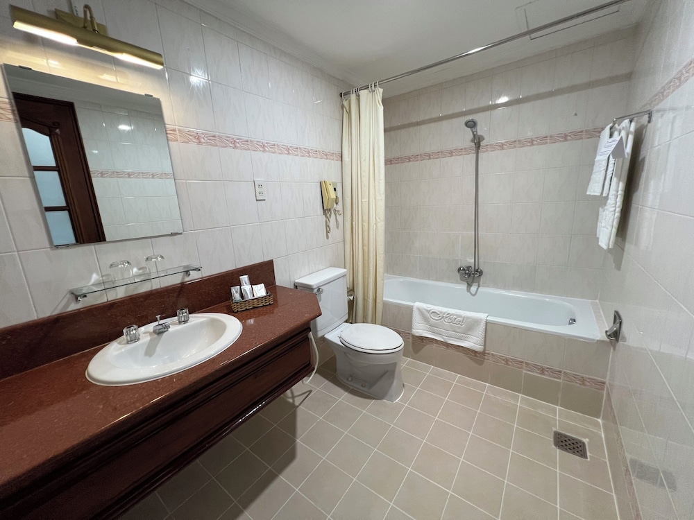 Riverside Hotel Saigon 39/42
