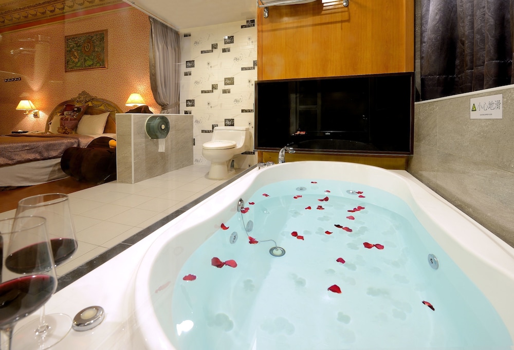 Holland Village Motel Hua-pin 35/50