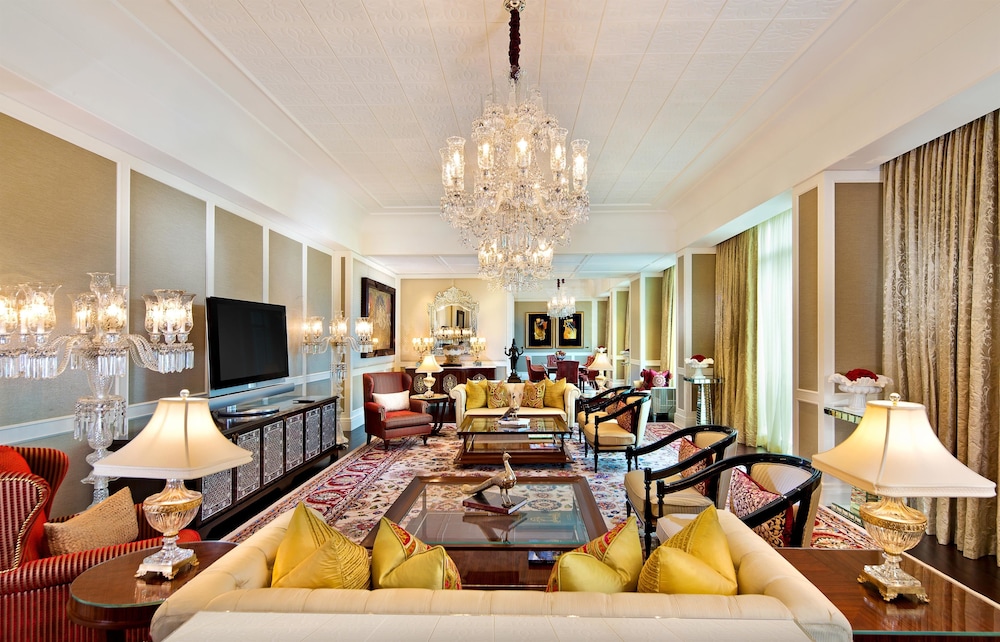 The Leela Palace Chennai 69/74