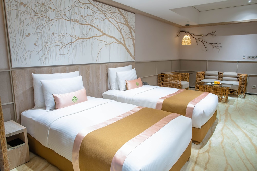 DELUXE, TWIN BEDS