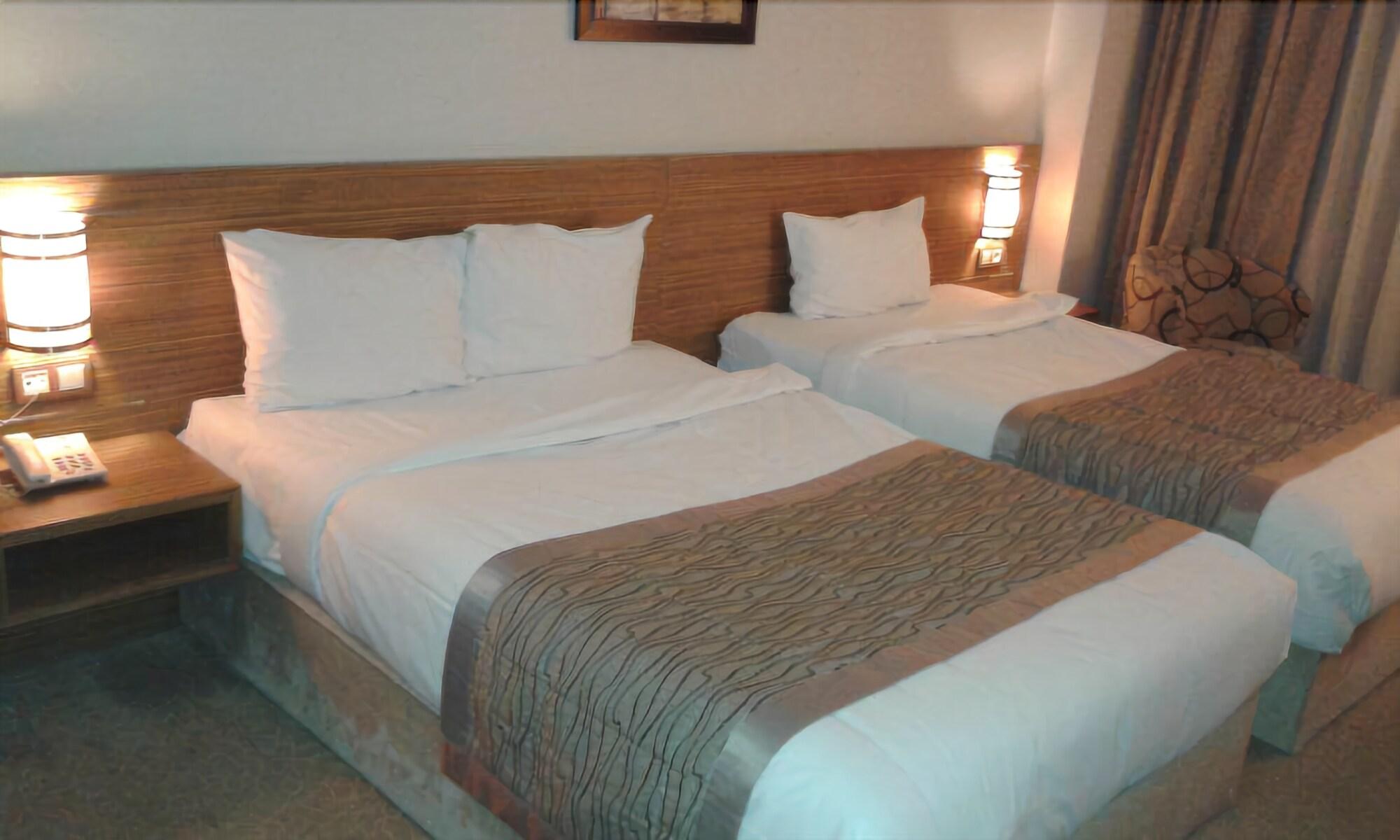 Hotel Almina Park 8/39