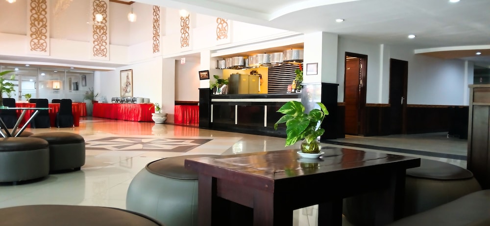 Nirmala Hotel And Convention Centre 46/66