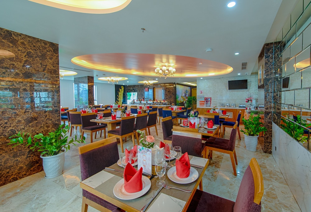 Sea Queen Hotel 39/50