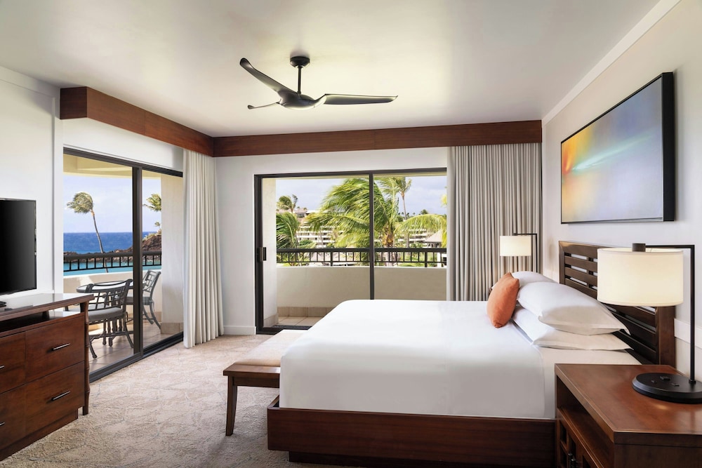 1 Bedroom, Suite, King Bed, Ocean Front