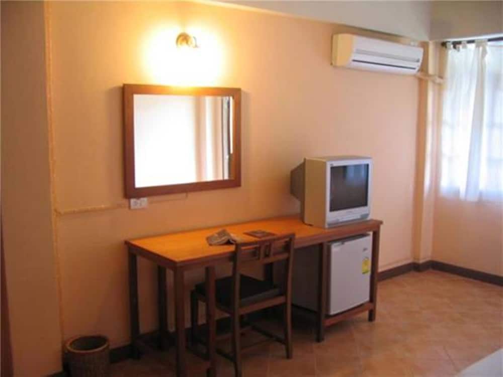 Sun Hotel 43/63