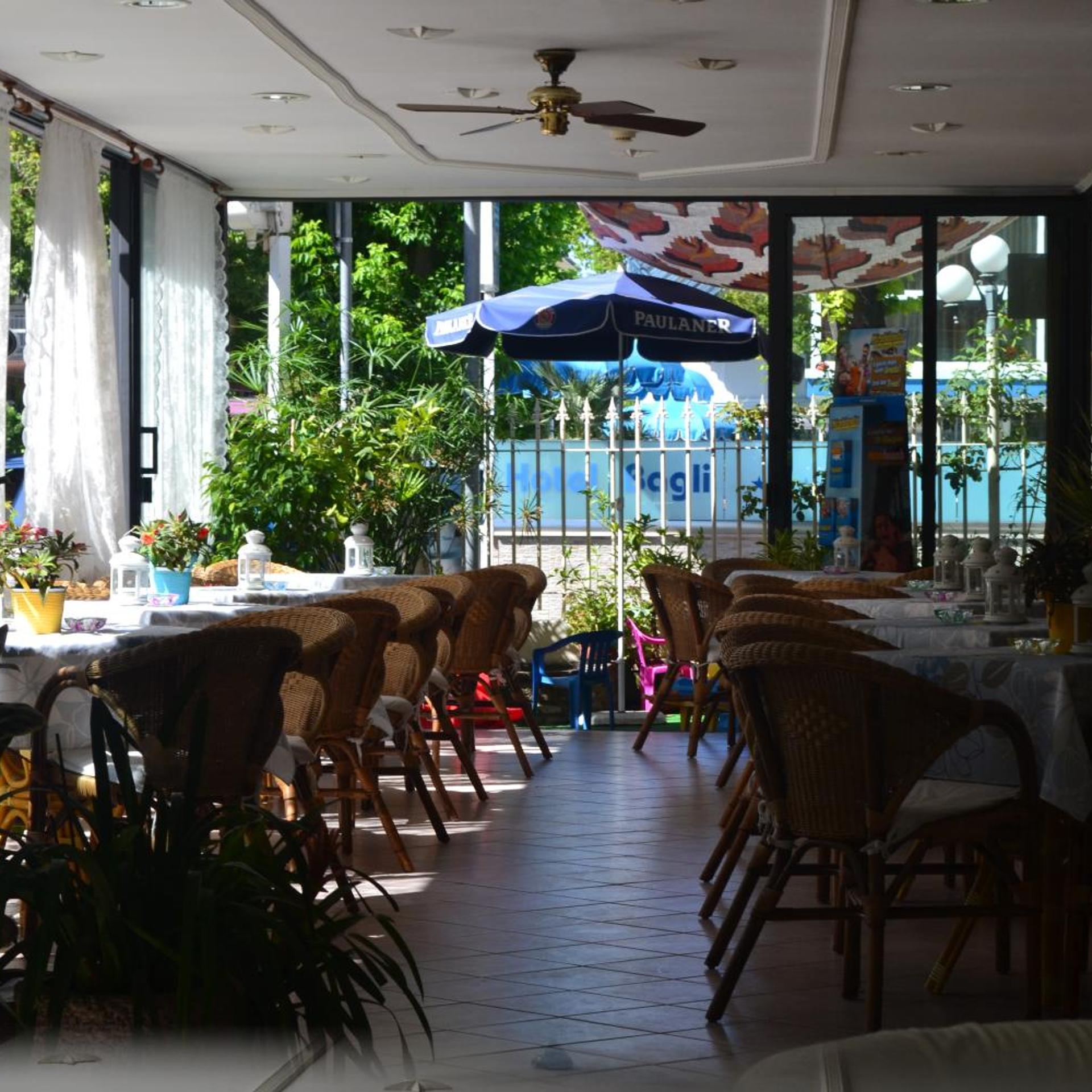 Hotel Alfredo's 24/27