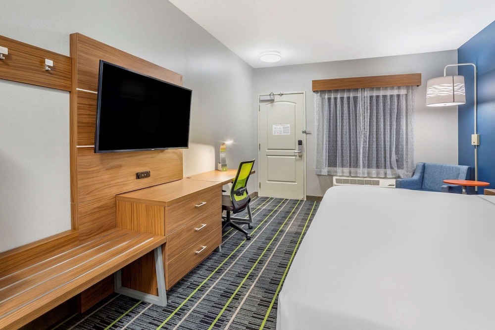 Quality Inn & Suites Livermore Wine Country 24/36