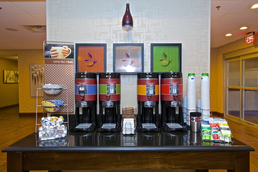 Hampton Inn Atlanta Mcdonough 27/44