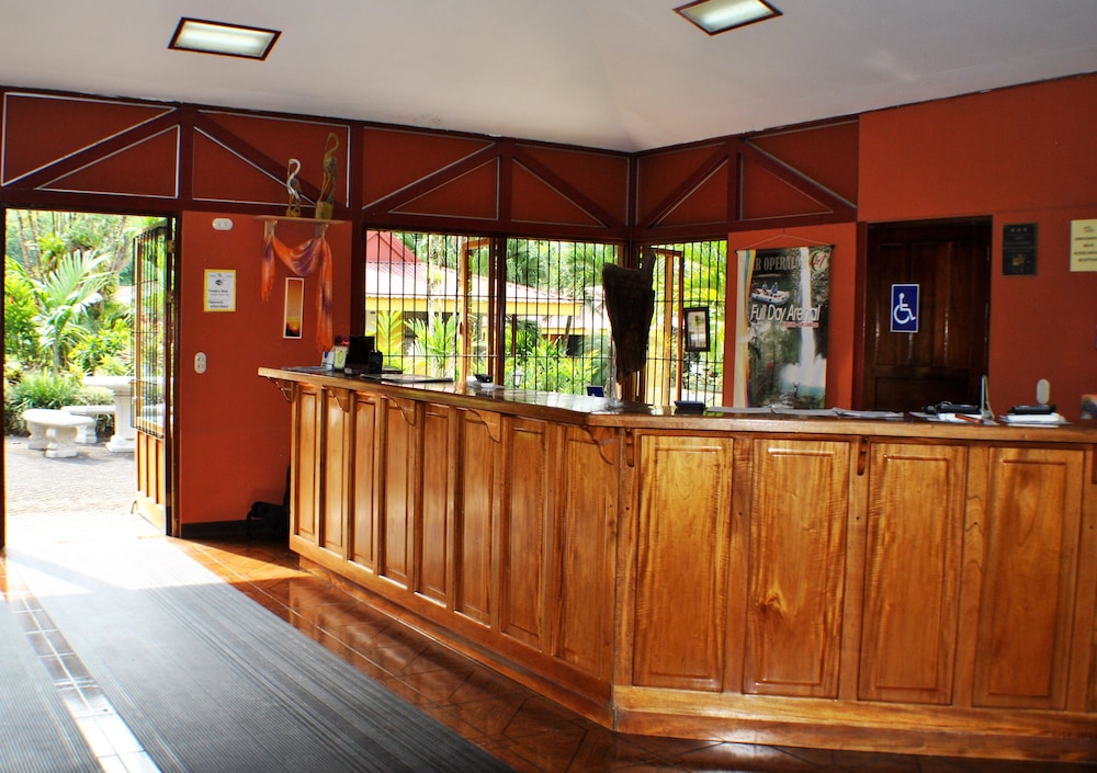 Arenal Country Inn 13/63