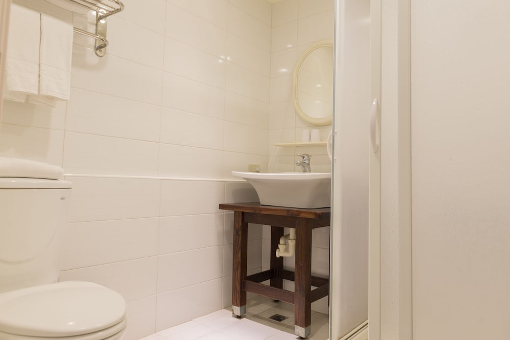 Lishan Guest House 49/49