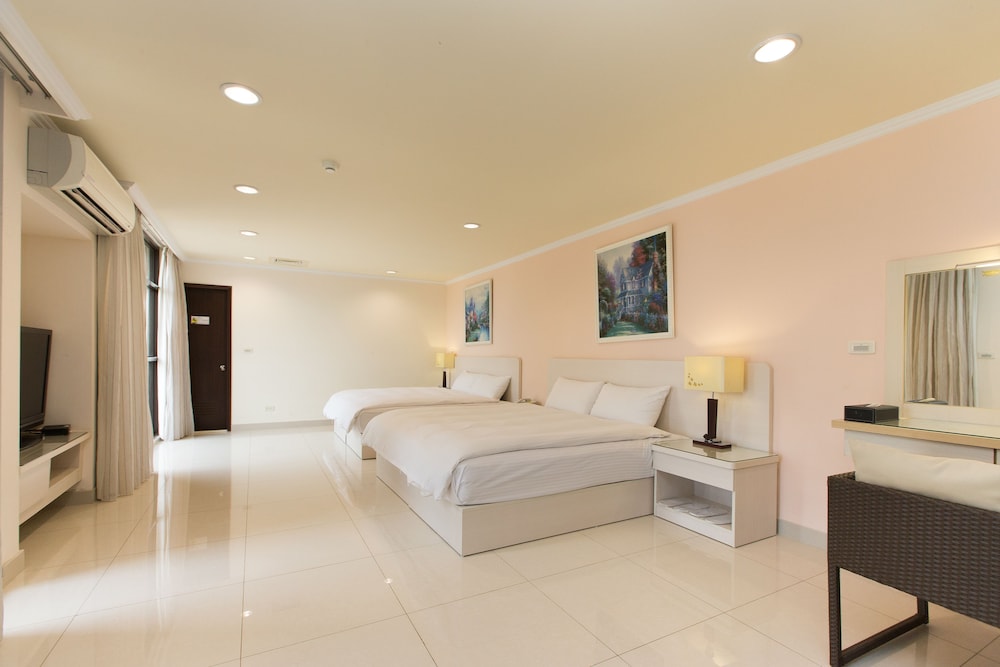 F Hotel Sanyi 21/32