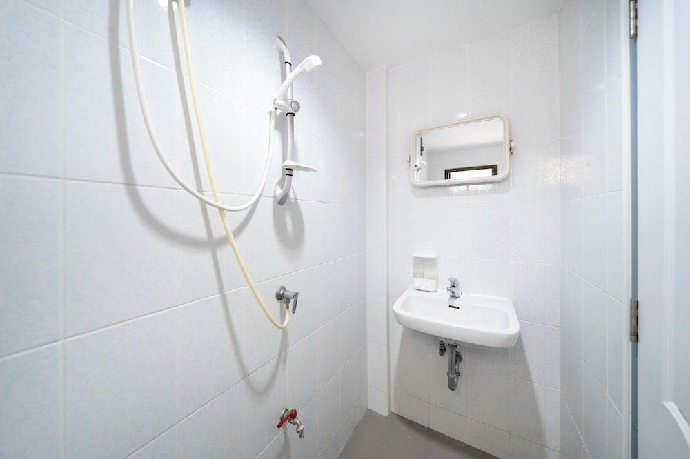 Oh Bangkok Hostel 83/84