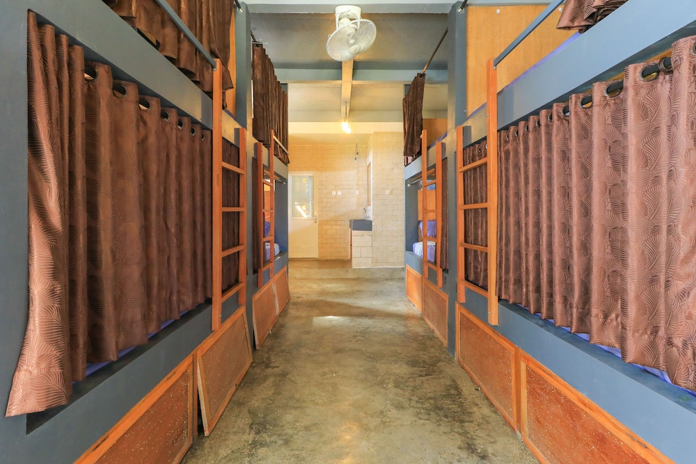 Hostel Bukit Sangcure 1/42