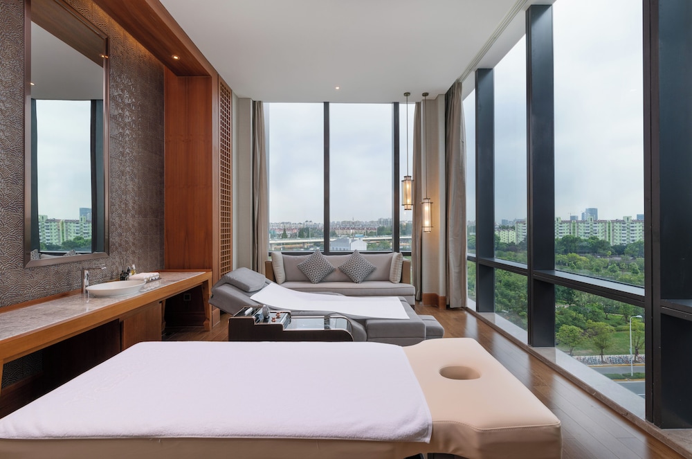 Jeurong Hotel Shanghai 24/50