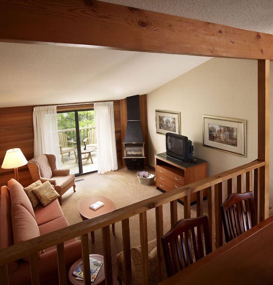 Pinestone Resort & Conference Centre 35/61