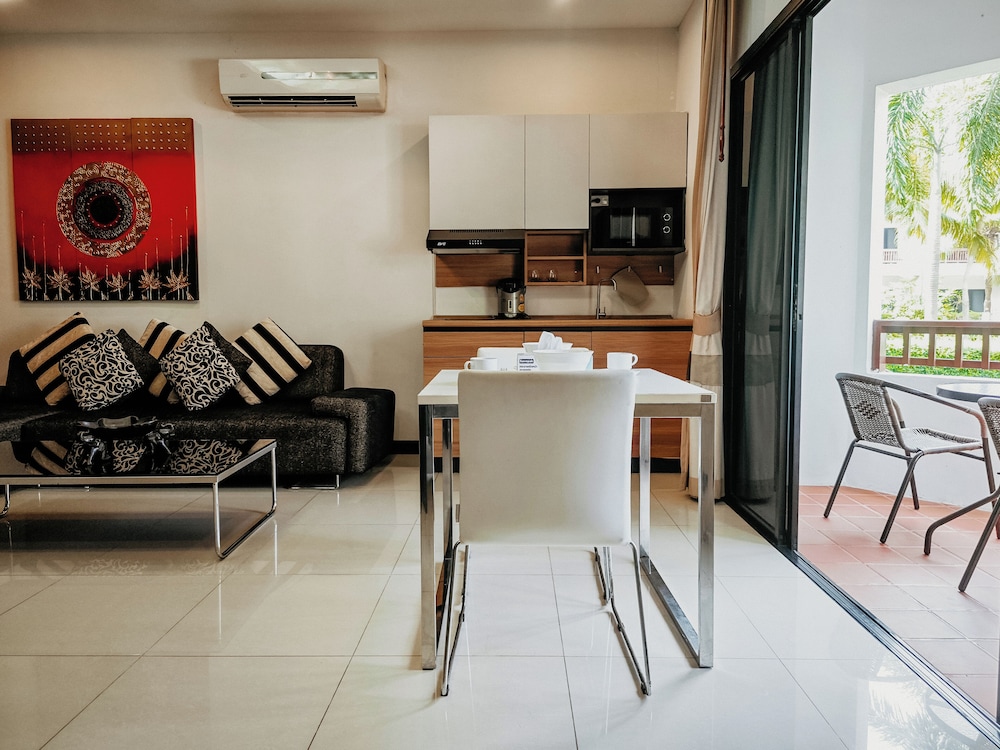RAWAI GRAND HOUSE 28/50