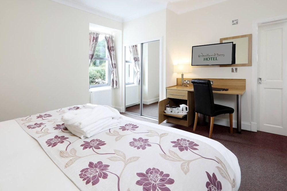 Woodland Bay Hotel 15/50