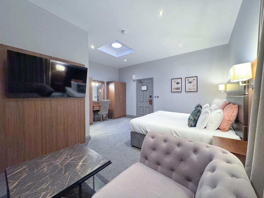 The Yorkshire Hotel 24/49