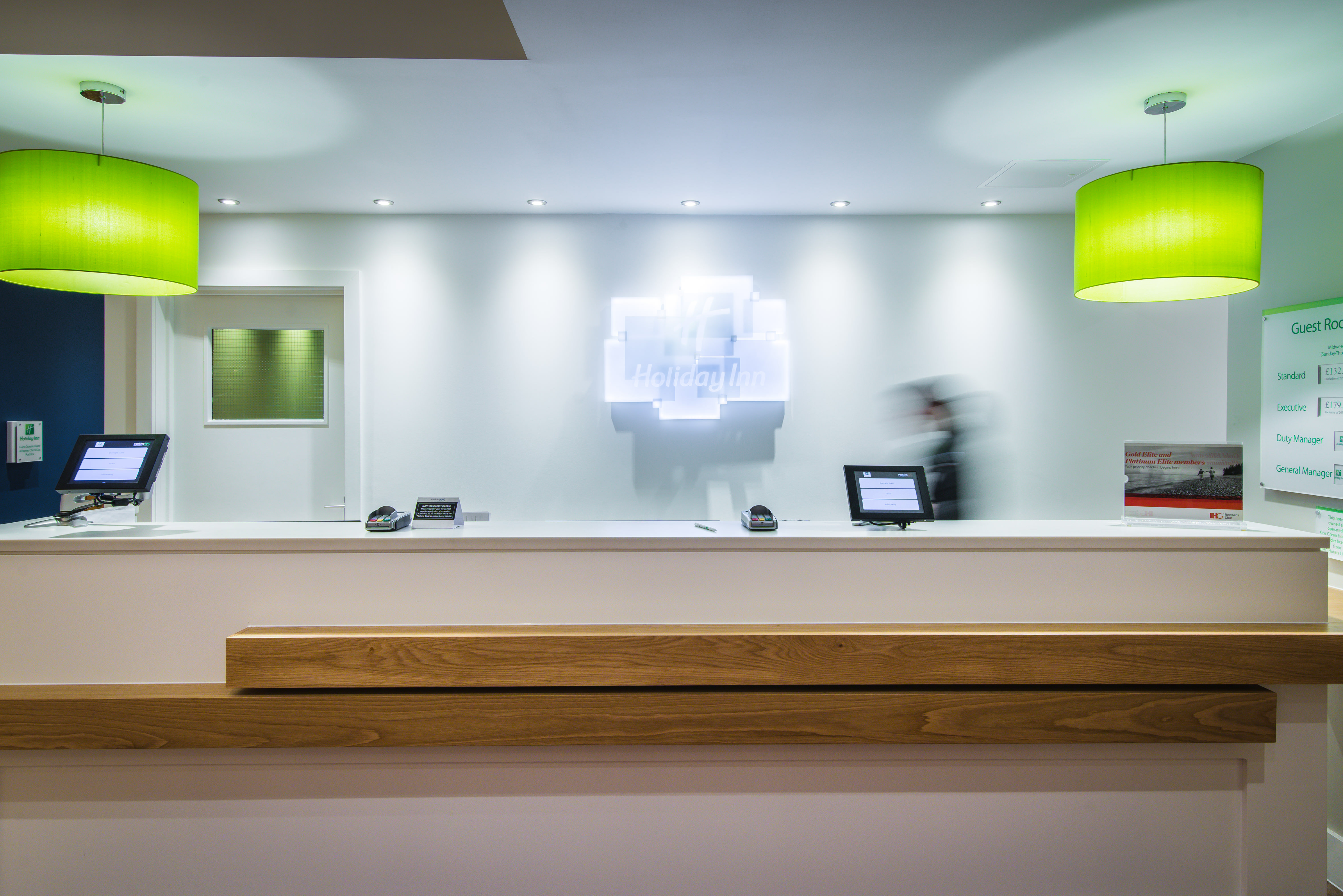 Holiday Inn Stoke On Trent M6 Jct 15 3/38