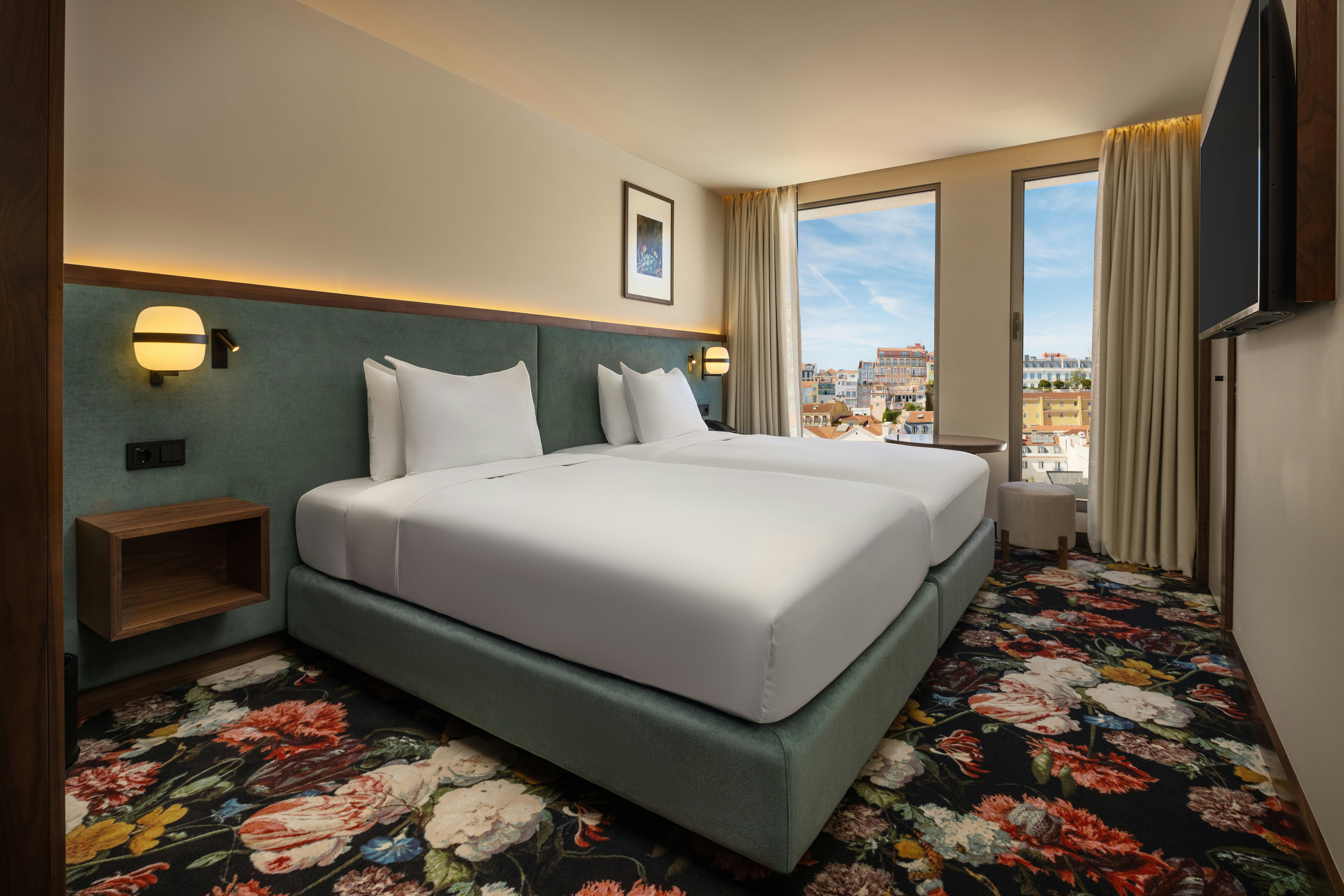 PREMIUM, SUPERIOR, TWIN BEDS