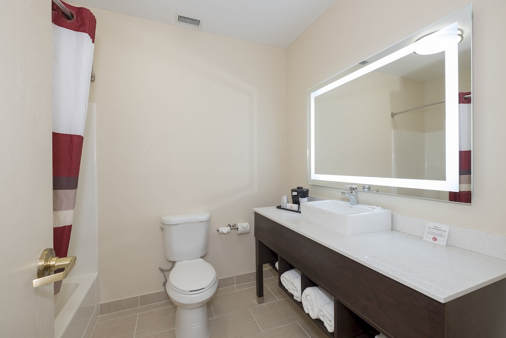 Red Roof Inn & Suites Corbin 14/48