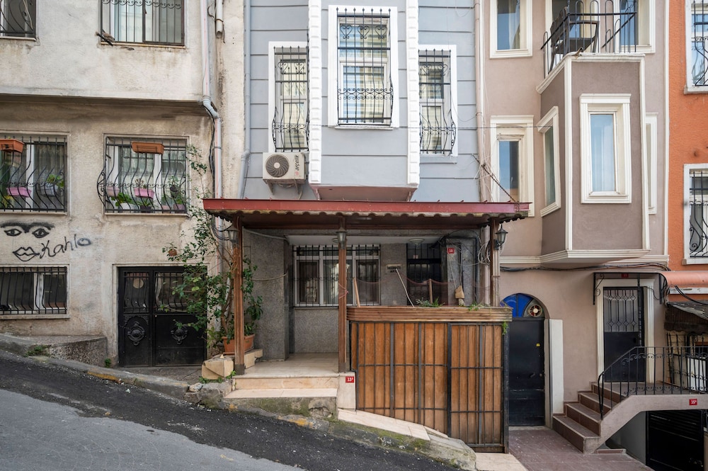 Taksim Suite Ii 2/35