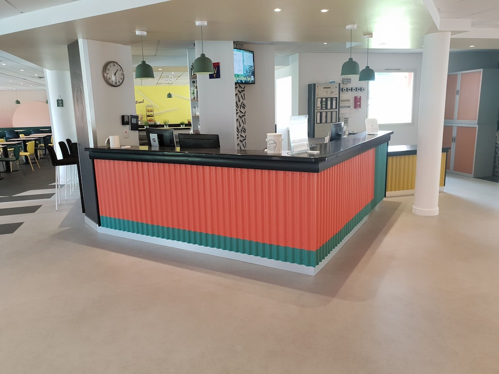 Ibis Styles Marseille Plan De Campagne 9/70