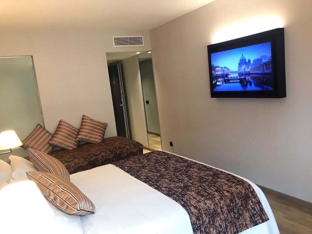 Hotel 3K Porto Aeroporto 25/53
