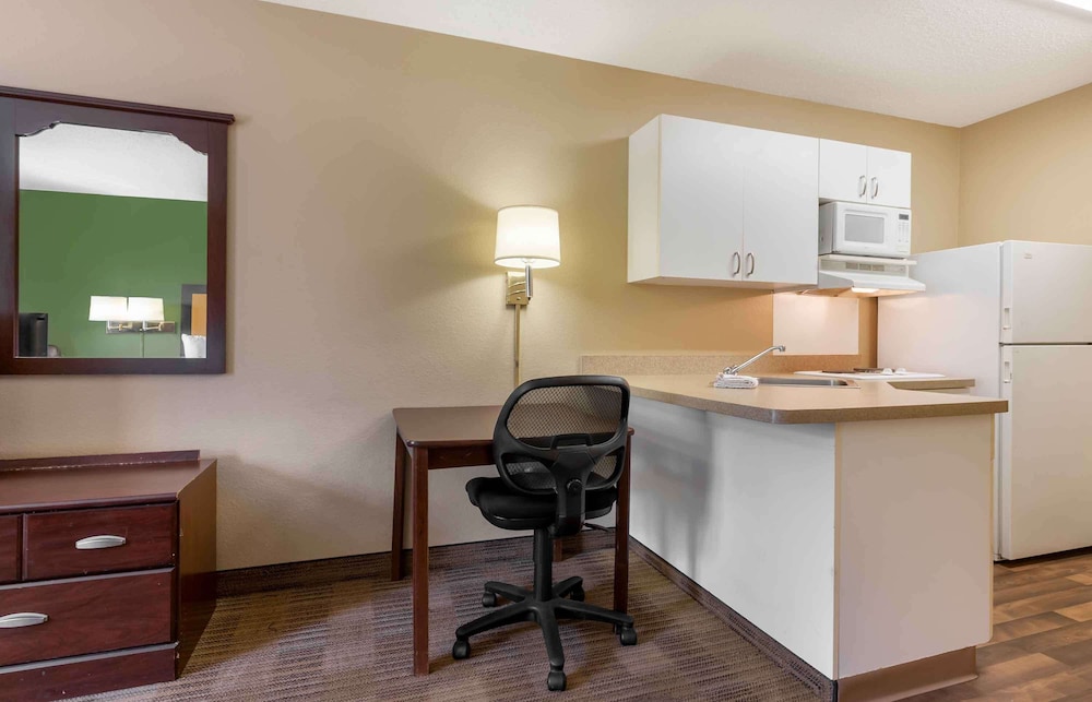 Extended Stay America - Fayetteville - Springdale 38/38