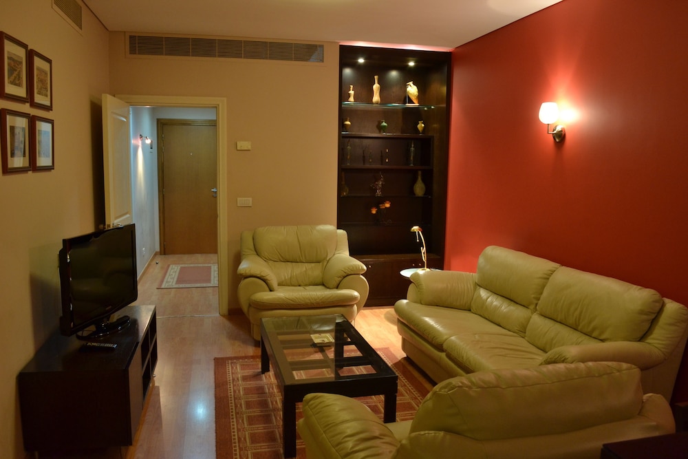 MONTEVERDE HOTEL 43/64