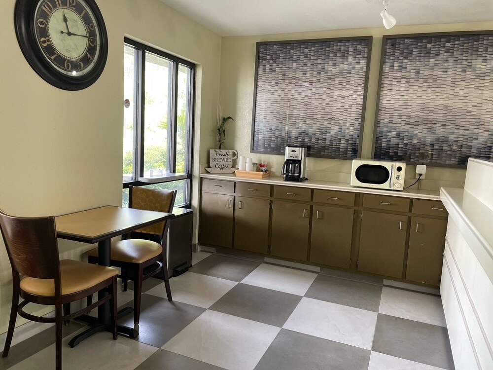 Guest Inn Lake City 21/29