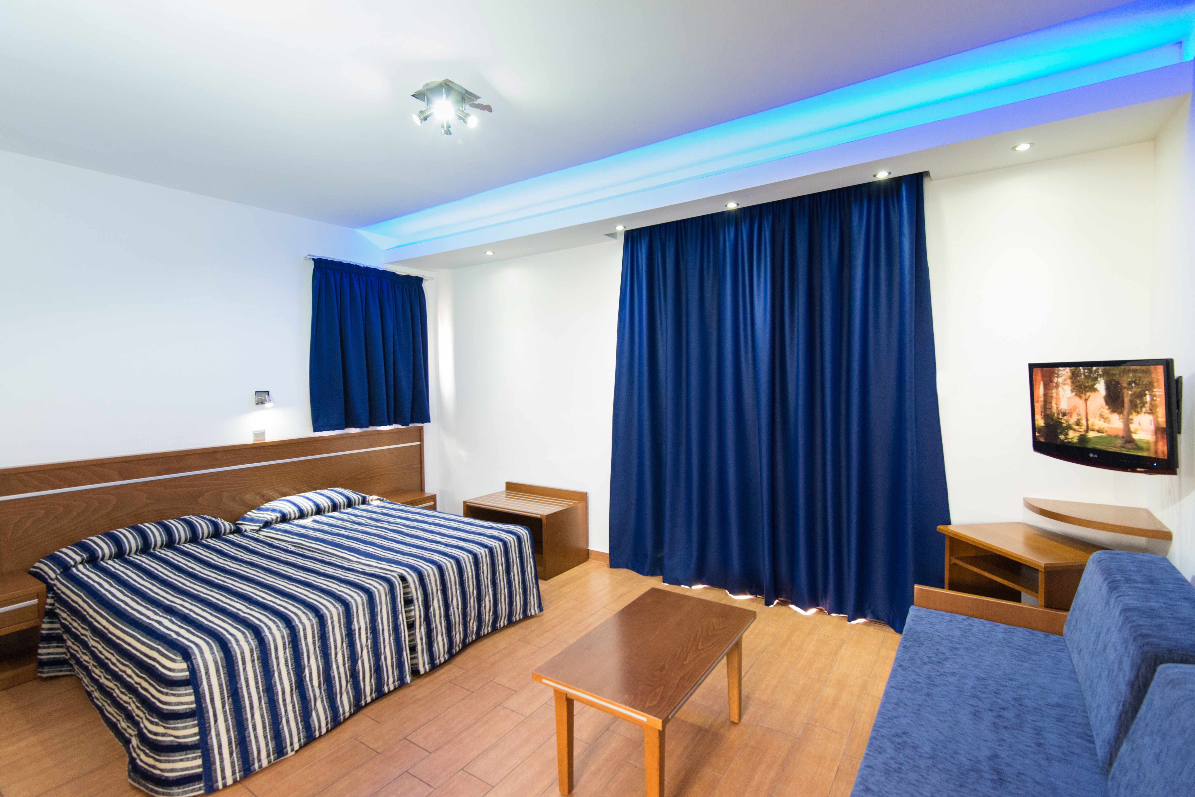 Deluxe, Apartment