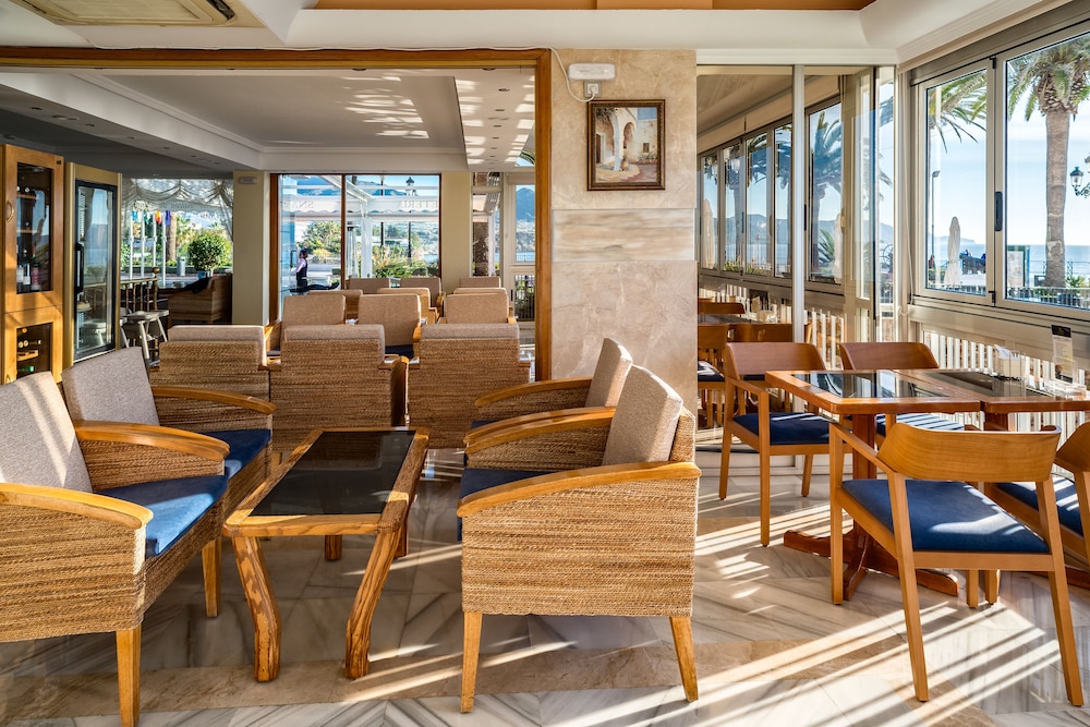 BALCON DE EUROPA HOTEL 44/67